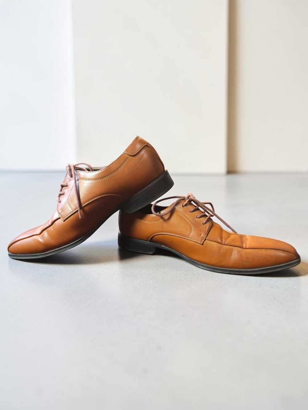Alfani Tan Derby Shoes — Sleek Lace-Up Oxfords